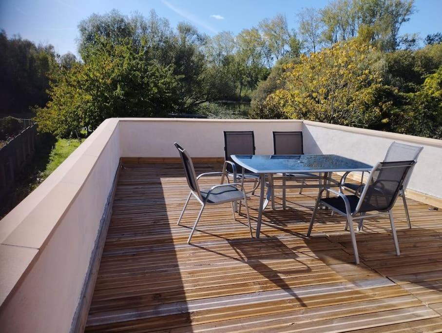Appartamento Agreable Maison Avec Parking Gratuit Amiens Esterno foto