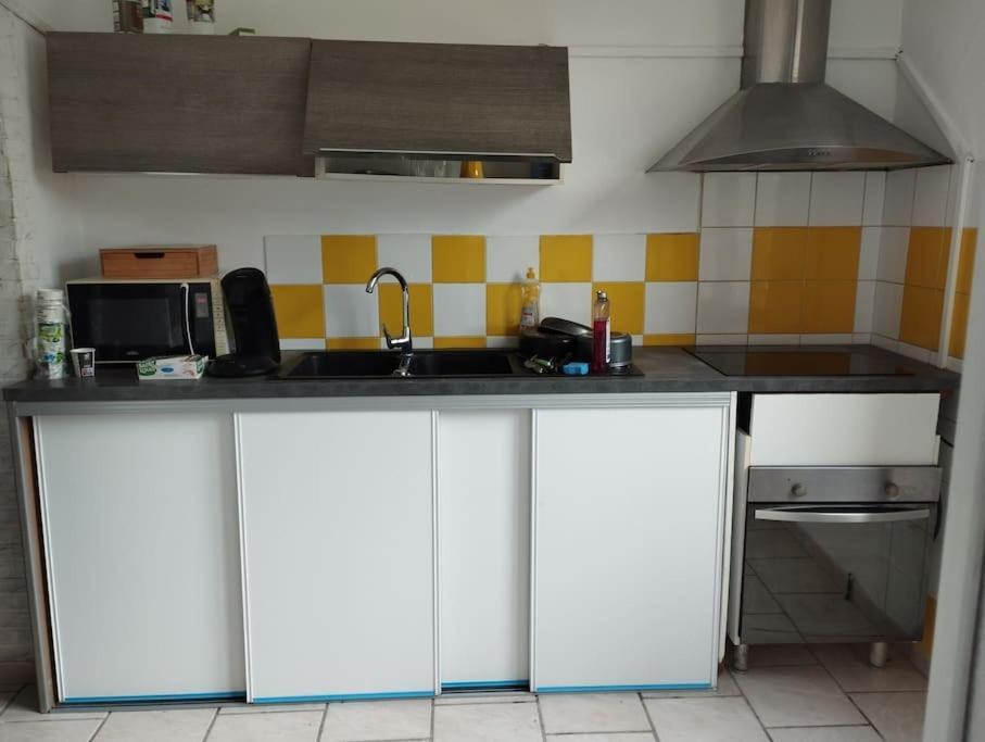 Appartamento Agreable Maison Avec Parking Gratuit Amiens Esterno foto